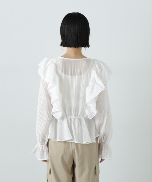 N.（N. Natural Beauty Basic）（エヌエヌナチュラルビューティーベーシック）の「シアーペプラムラッフルブラウス（シャツ/ブラウス・レディース・ホワイト/ライトグリーン/オレンジ・MEDIUM）」の7枚目の写真
