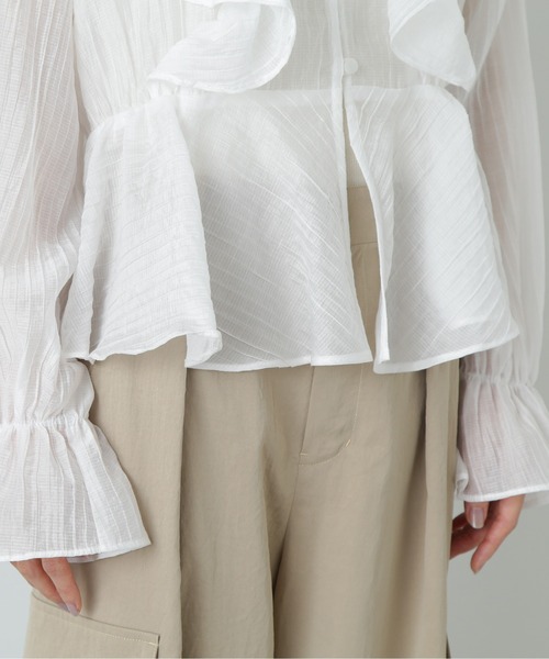 N.（N. Natural Beauty Basic）（エヌエヌナチュラルビューティーベーシック）の「シアーペプラムラッフルブラウス（シャツ/ブラウス・レディース・ホワイト/ライトグリーン/オレンジ・MEDIUM）」の11枚目の写真