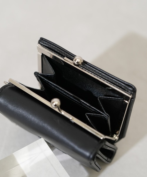 MURUA(ムルーア)の「【MURUA/ムルーア】 GATHER CHARM SERIES がま口ミニウォレット(財布・レディース・ブラック/ベージュ/ブルー・FREE)」の5枚目の写真