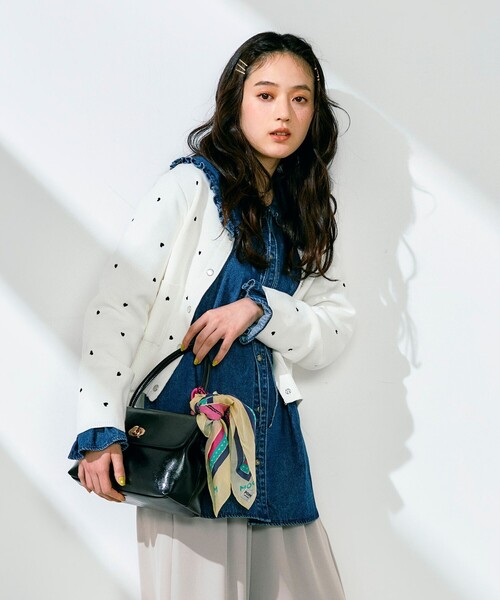 fredy emue(フレディエミュ)の「フラップ仕切りワンハンドルバッグ(ショルダーバッグ・レディース・ブラウン/ブラック・FREE)」の10枚目の写真