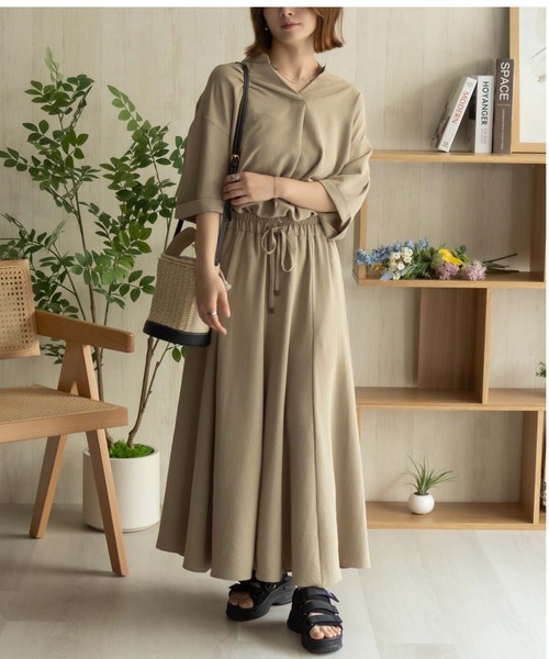 NAVY（ネイビー）の「nAvy SARARI ウェーブフレアスカート（スカート・レディース・ブラック/ブルー/ベージュ/ブラウン・M/L）」の9枚目の写真