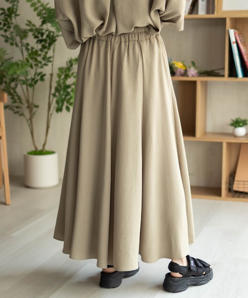 NAVY（ネイビー）の「nAvy SARARI ウェーブフレアスカート（スカート・レディース・ブラック/ブルー/ベージュ/ブラウン・M/L）」の13枚目の写真