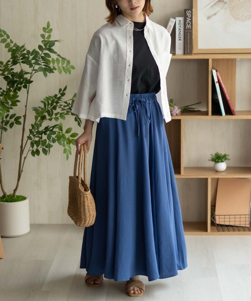 NAVY（ネイビー）の「nAvy SARARI ウェーブフレアスカート（スカート・レディース・ブラック/ブルー/ベージュ/ブラウン・M/L）」の14枚目の写真