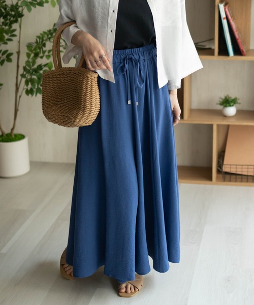 NAVY（ネイビー）の「nAvy SARARI ウェーブフレアスカート（スカート・レディース・ブラック/ブルー/ベージュ/ブラウン・M/L）」の16枚目の写真