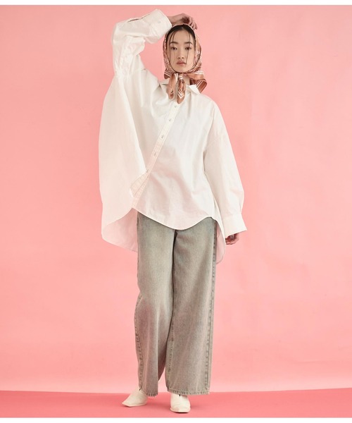 Settimissimo（セッティミッシモ）の「バック ギャザー ワイド カフス デニム　シャツ（シャツ/ブラウス・レディース・オフホワイト/スミクロ・FREE）」の7枚目の写真