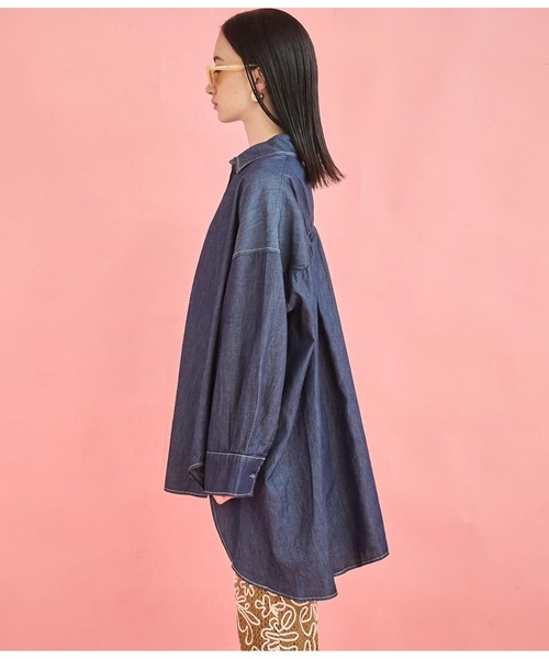 Settimissimo（セッティミッシモ）の「バック ギャザー ワイド カフス デニム　シャツ（シャツ/ブラウス・レディース・オフホワイト/スミクロ・FREE）」の21枚目の写真