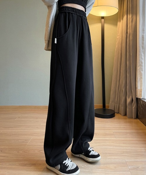 Mela(メラ)の「CURVY SWEAT PANTS(スウェットパンツ・レディース・ダークグレー/ライトグレー/グレー/ブラック・XL/S/M/L)」の5枚目の写真