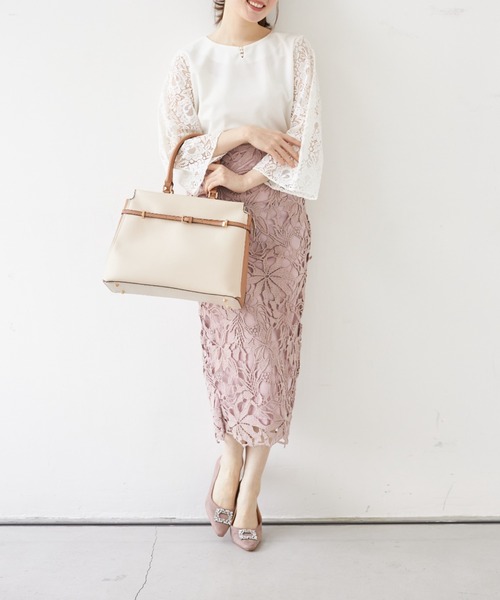 tocco closet(トッコ クローゼット)の「パール付きレーススリーブ切り替えブラウス(シャツ/ブラウス・レディース・ブラック/オフホワイト・M)」の21枚目の写真