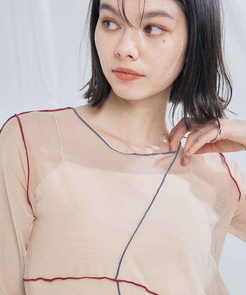 ELLEgirl(エルガール)の「配色メローデザインシアートップス(Tシャツ/カットソー・レディース・ベージュ/ブラック/サックスブルー・FREE)」の22枚目の写真