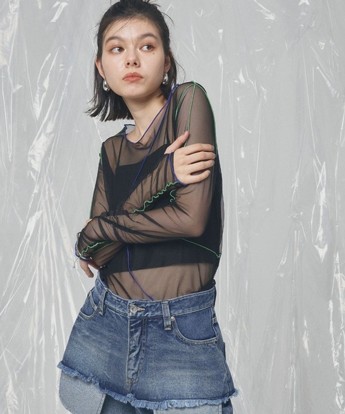 ELLEgirl(エルガール)の「配色メローデザインシアートップス(Tシャツ/カットソー・レディース・ベージュ/ブラック/サックスブルー・FREE)」の19枚目の写真