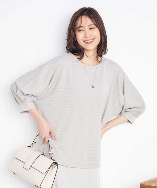 a.v.v(アーヴェヴェ)の「ドルマントップス(Tシャツ/カットソー・レディース・ブラック/グレー系その他・40/38/36/34/42)」の3枚目の写真