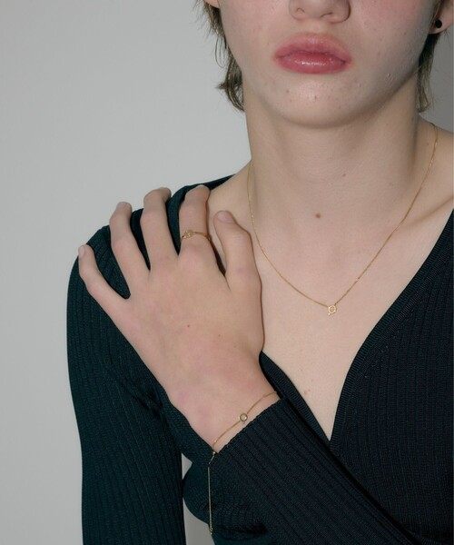 and cloud（アンドクラウド）の「Minimum Circle Black-Gray Diamond Bracelet（ブレスレット・レディース・イエローゴールド/ブラック/シルバー・FREE）」の9枚目の写真