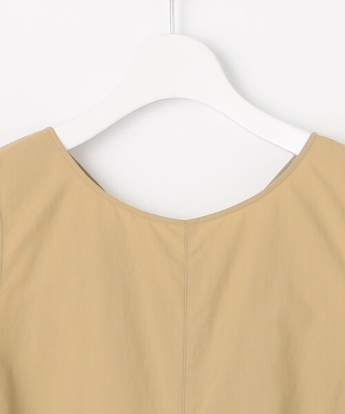 23区(ニジュウサンク)の「【SLOW/一部店舗限定】UVカット/撥水/接触冷感 ナイロンタスランタフタ オールインワン(つなぎ/オールインワン・レディース・グレー系/ベージュ系・38)」の10枚目の写真