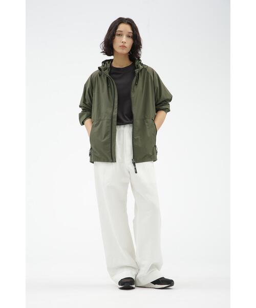 MARGARET HOWELL(マーガレットハウエル)の「LIGHT DENSE COTTON JERSEY(Tシャツ/カットソー・レディース・ブルー系その他2/ホワイト・2)」の4枚目の写真