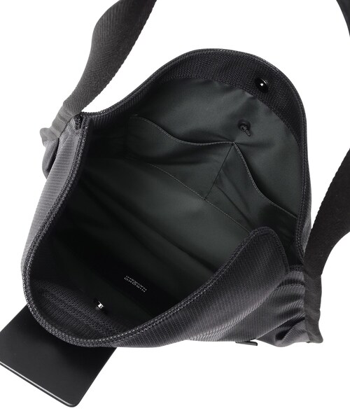 HIROKO HAYASHI（ヒロコハヤシ）の「MAMELI（マメリ）2wayトートバッグ（トートバッグ・レディース・ブラック/ネイビー・00）」の4枚目の写真