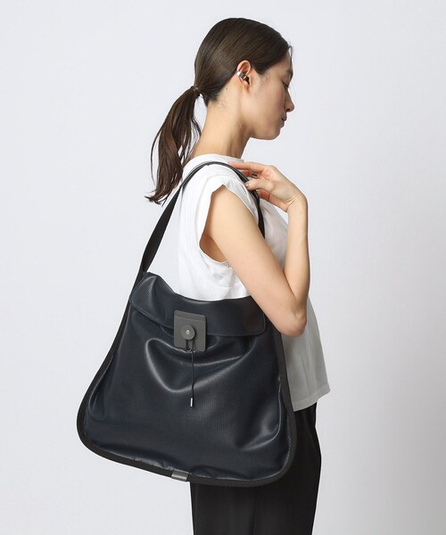 HIROKO HAYASHI（ヒロコハヤシ）の「MAMELI（マメリ）2wayトートバッグ（トートバッグ・レディース・ブラック/ネイビー・00）」の21枚目の写真