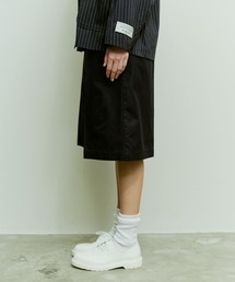 ニコアンド メイクスタッフ　aimi チュルチルラインパンツ　新品 ニコアンド Make stuff '25 aimiチュルチルラインパンツ - メルカリ