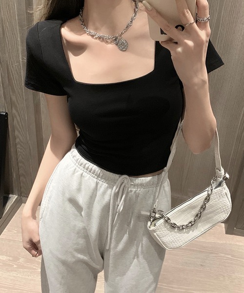 Songe(ソンジュ)の「スクエアネックショート丈半袖Tシャツ(Tシャツ/カットソー・レディース・ブラック/ホワイト/グレー・L/M)」の12枚目の写真
