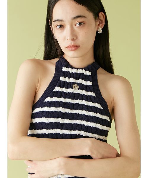 【LILY BROWN】完売品 ケーブルニットフーディー LILY BROWN（リリーブラウン）の「ハーフケーブルニットトップス