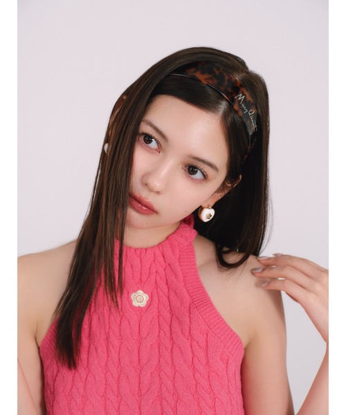 【LILY BROWN×MARY QUANT】デイジー刺繍アメスリケーブルニット LILY BROWN×MARY QUANT】デイジー刺繍アメスリケーブルニット