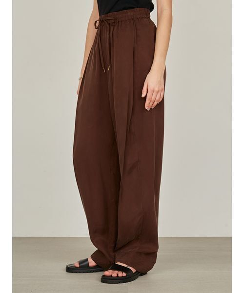 styling/(スタイリング)の「【セットアップ対応】ワイドタックドローストリングパンツ(その他パンツ・レディース・ブラック/ミント/ブラウン・0/1)」の7枚目の写真