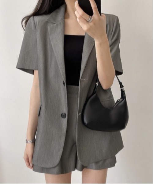 WEGO(ウィゴー)の「WEGO/【セットアップ対応】シックショートパンツ(その他パンツ・レディース・ブラウン/グレー・MEDIUM/LARGE)」の11枚目の写真