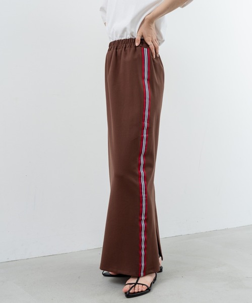 refinedworks（リファインドワークス）の「【refinedworks】カジュアル に映える サイドラインスカート（スカート・レディース・ボルドー/ブラウン/ブラック・FREE）」の8枚目の写真
