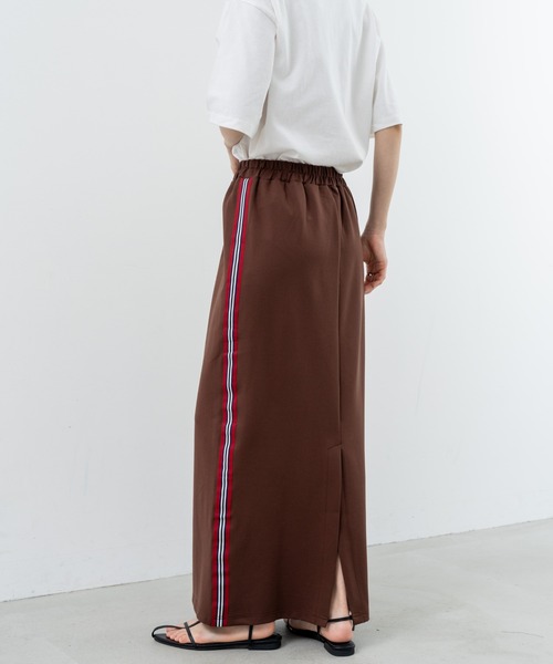 refinedworks（リファインドワークス）の「【refinedworks】カジュアル に映える サイドラインスカート（スカート・レディース・ボルドー/ブラウン/ブラック・FREE）」の11枚目の写真