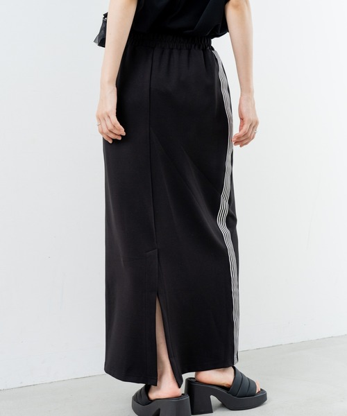 refinedworks（リファインドワークス）の「【refinedworks】カジュアル に映える サイドラインスカート（スカート・レディース・ボルドー/ブラウン/ブラック・FREE）」の17枚目の写真