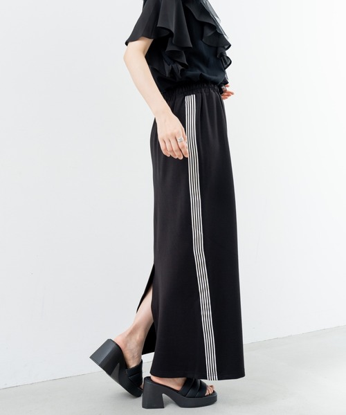 refinedworks（リファインドワークス）の「【refinedworks】カジュアル に映える サイドラインスカート（スカート・レディース・ボルドー/ブラウン/ブラック・FREE）」の18枚目の写真