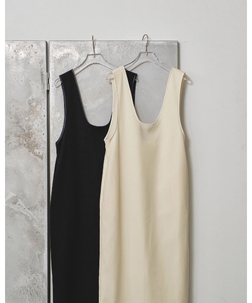 TODAYFUL(トゥデイフル)の「TODAYFUL Uneck Piping Dress 12510313(ドレス・レディース・ブラック/オフホワイト・36/38)」の9枚目の写真