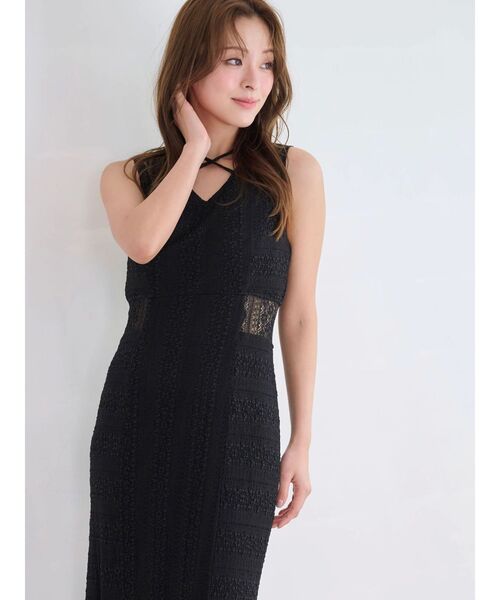 MERCURYDUO(マーキュリーデュオ)の「カットレースブロッキングマーメイドワンピース(ワンピース・レディース・ブラック/ライトブルー/オフホワイト・SMALL/MEDIUM)」の4枚目の写真