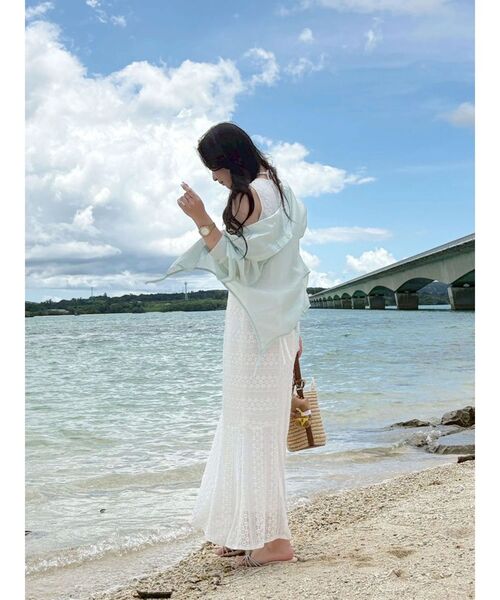 MERCURYDUO(マーキュリーデュオ)の「カットレースブロッキングマーメイドワンピース(ワンピース・レディース・ブラック/ライトブルー/オフホワイト・SMALL/MEDIUM)」の21枚目の写真