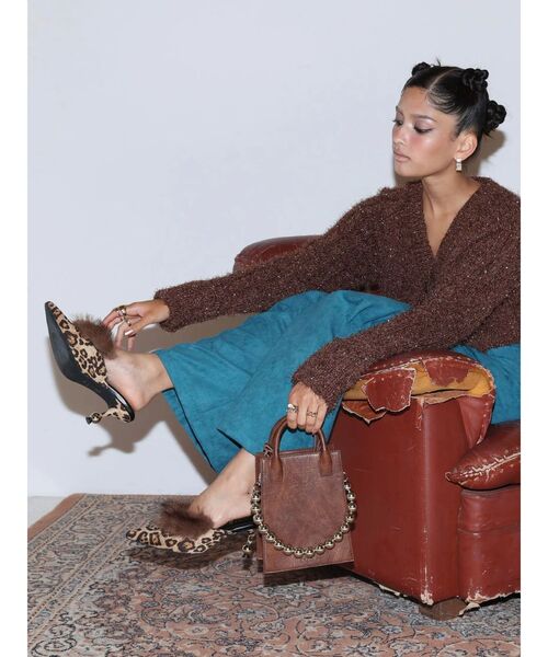 EVRIS（エヴリス）の「ポインテッドトゥフェイクファーミュール（パンプス・レディース・その他1/カーキ・SMALL/MEDIUM/LARGE）」の14枚目の写真