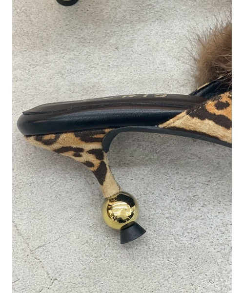 EVRIS（エヴリス）の「ポインテッドトゥフェイクファーミュール（パンプス・レディース・その他1/カーキ・SMALL/MEDIUM/LARGE）」の7枚目の写真