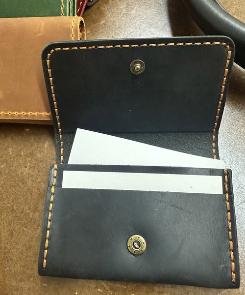 ARCADE（アーケード）の「牛本革 名刺入れ レザービジネスカードケース（名刺入れ・メンズ・グリーン/レッド/ダークブラウン/ブラウン/ブルー/ブラック・ONESIZE）」の14枚目の写真