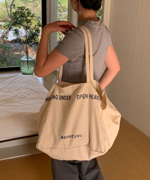 Vipoa(ヴィポア)の「logo canvas bag(トートバッグ・レディース・カーキ/ブラック/アイボリー/イエロー/レッド/ピンク・FREE)」の8枚目の写真