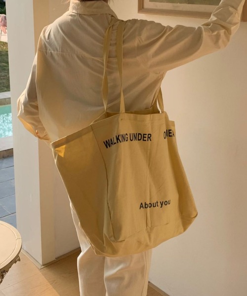 Vipoa(ヴィポア)の「logo canvas bag(トートバッグ・レディース・カーキ/ブラック/アイボリー/イエロー/レッド/ピンク・FREE)」の9枚目の写真