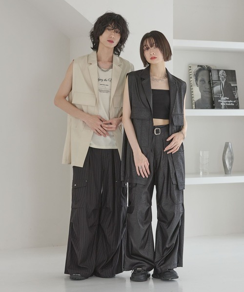 Anui(アニュイ)の「【UNISEX】ライトレザーベスト(ベスト・レディース・ブラック/アイボリー・MEDIUM)」の3枚目の写真