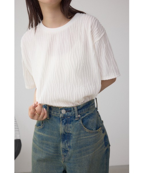 AZUL by moussy(アズールバイマウジー)の「ソリッドテクスチャーカットトップス(Tシャツ/カットソー・レディース・ブラック/ホワイト/レッド/ライトグレー・SMALL/MEDIUM)」の2枚目の写真