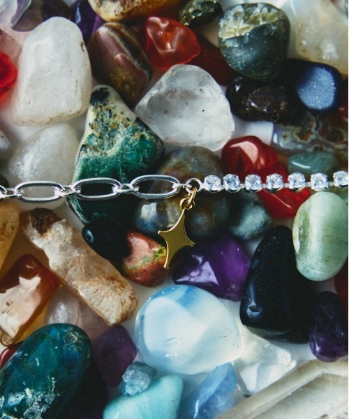 LAPUIS（ラピュイ）の「LAPUIS(ラピュイ) Ornament Bijou necklace（ネックレス・レディース・ゴールド/マルチ・FREE）」の9枚目の写真