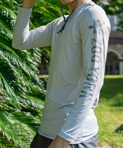 新品タグ付　シリアルベア柄長袖Tシャツ　ロングパンツ　上下セット　ホワイト 7DAYS LOOKS】長袖Tシャツ(パッド付)【SALE】 TC7259