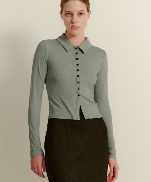 kiehtova(キエトヴァ)の「【kiehtova】slim collar cardigan/スリム カラー カーディガン(カーディガン/ボレロ・レディース・ブルー/ブラック/グリーン・FREE)」の4枚目の写真