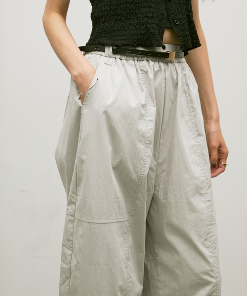 Lutim by u(ルチバイユー)の「Easy waist barrel pants / イージーウエストバレルパンツ(その他パンツ・レディース・グレー/ブラウン・FREE)」の1枚目の写真