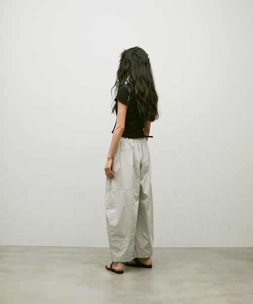 Lutim by u(ルチバイユー)の「Easy waist barrel pants / イージーウエストバレルパンツ(その他パンツ・レディース・グレー/ブラウン・FREE)」の10枚目の写真
