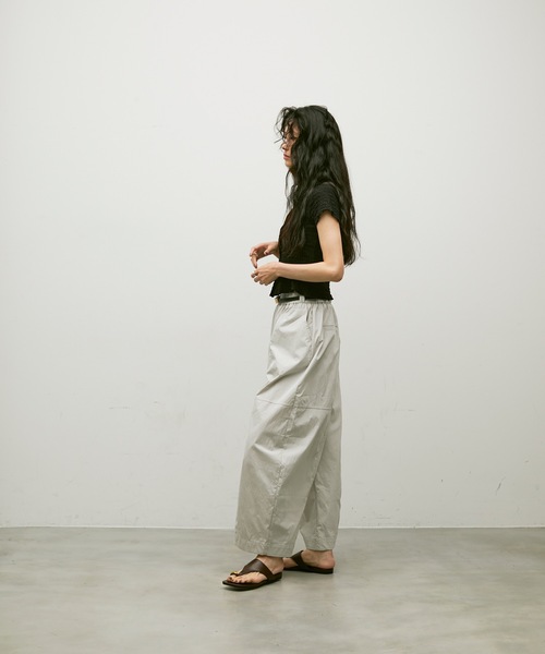 Lutim by u(ルチバイユー)の「Easy waist barrel pants / イージーウエストバレルパンツ(その他パンツ・レディース・グレー/ブラウン・FREE)」の9枚目の写真