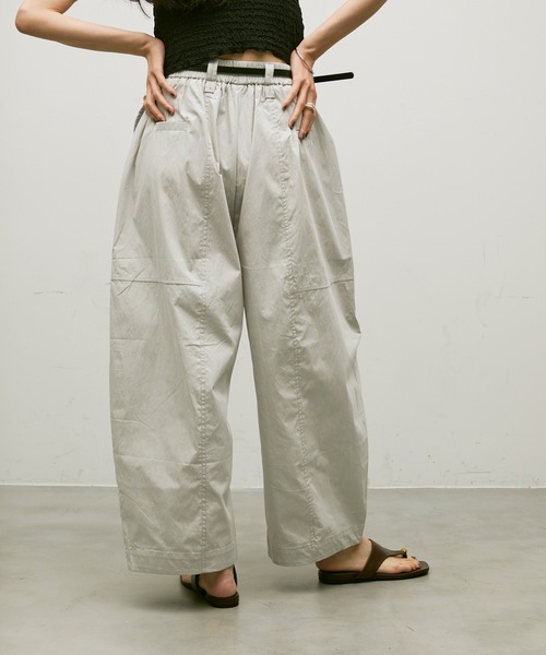Lutim by u(ルチバイユー)の「Easy waist barrel pants / イージーウエストバレルパンツ(その他パンツ・レディース・グレー/ブラウン・FREE)」の7枚目の写真