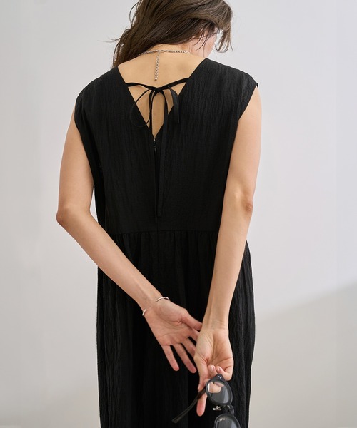 ROPE'(ロペ)の「【WEB・一部店舗限定】バックシャンティアードワンピース/洗える(ワンピース・レディース・ターコイズブルー/ブラック・FREE)」の12枚目の写真