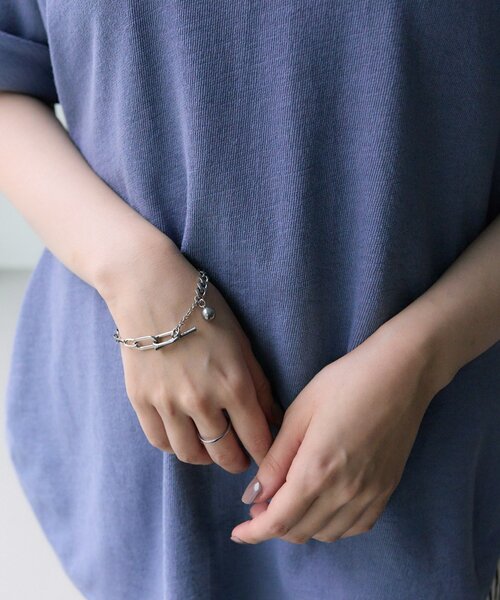 ear PAPILLONNER（イアパピヨネ）の「《金属アレルギー対応/ステンレス》MIXチェーンブレスレット（ブレスレット・レディース・シルバー/ゴールド・FREE）」の4枚目の写真