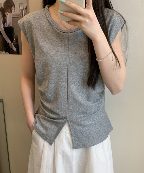 Lace Ladies(レースレディース)の「編み込み フロント スリット フレンチスリーブ Tシャツ(Tシャツ/カットソー・レディース・ブラック/ホワイト/イエロー/ラベンダー/グレー・FREE)」の3枚目の写真
